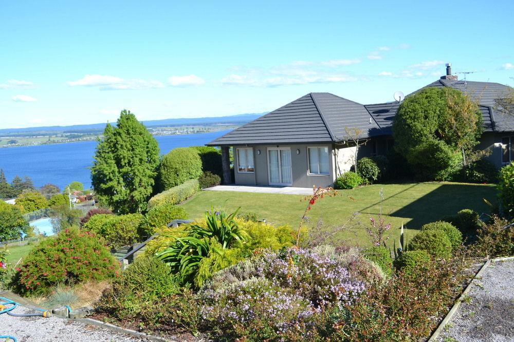 Tauhara Sunrise Lodge Taupo Exteriér fotografie