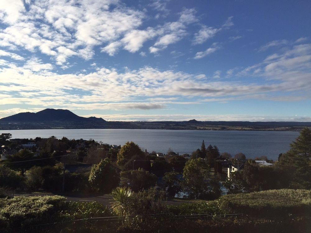 Tauhara Sunrise Lodge Taupo Exteriér fotografie